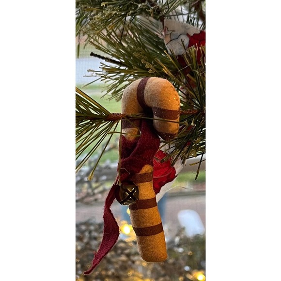 Artificial Christmas Arrangement Upcycled Tin File Drawer Holder Rag Bows - Picture 5 of 10